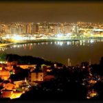 Vista superior e noturna da beira mar de são josé