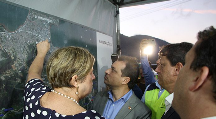 adeliana dal pont e camilo martins fizeram pedidos ao ministro de infraestrutura - foto lucas cervenka