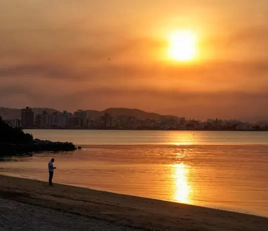 Tempo para amanhã em Santa Catarina: dia levemente nublado