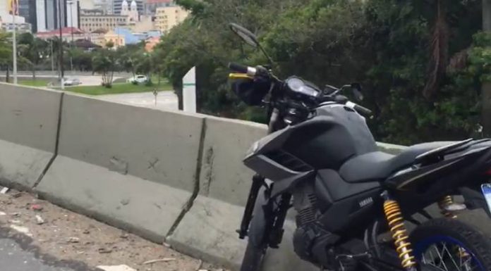 Motociclista morre em acidente no elevado Dias Velho, em Florianópolis