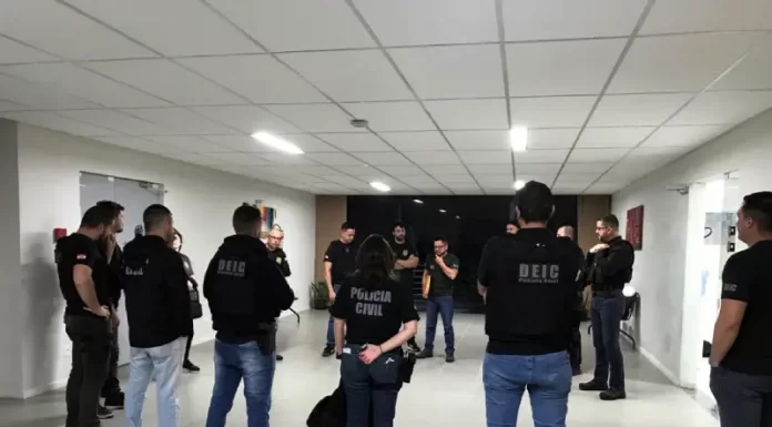 Equipe da DEIC na segunda fase da Operação Parquímetro