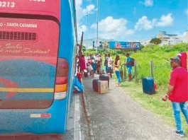 Grupo de Teofilândia veio para trabalhar em Florianópolis