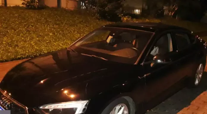 Carro em que Claudio Barbosa foi flagrado