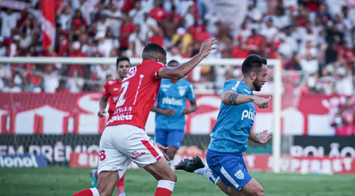 Avaí foi prejudicado pelo VAR contra o Vila Nova